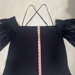 Cami NYC Black 100% Silk & Lace Top